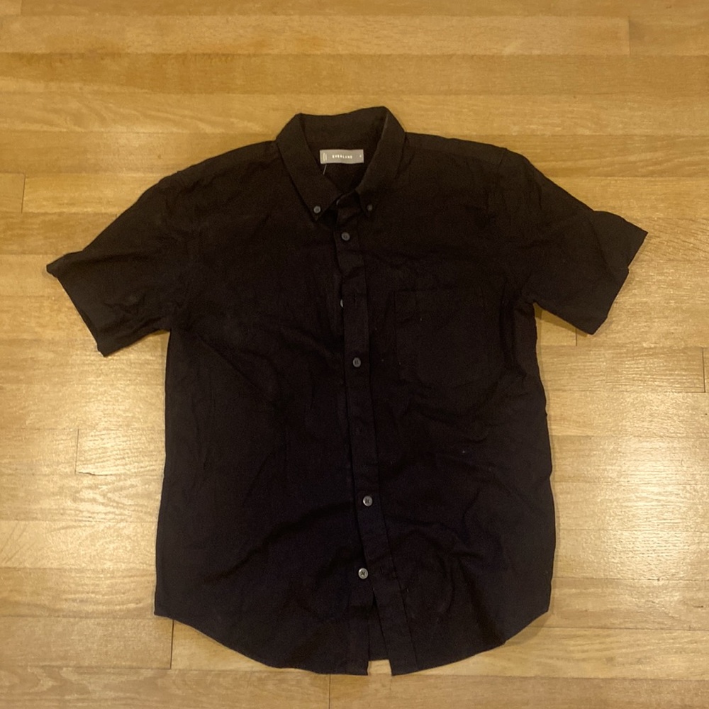 Black shirt sleeve button down (med)